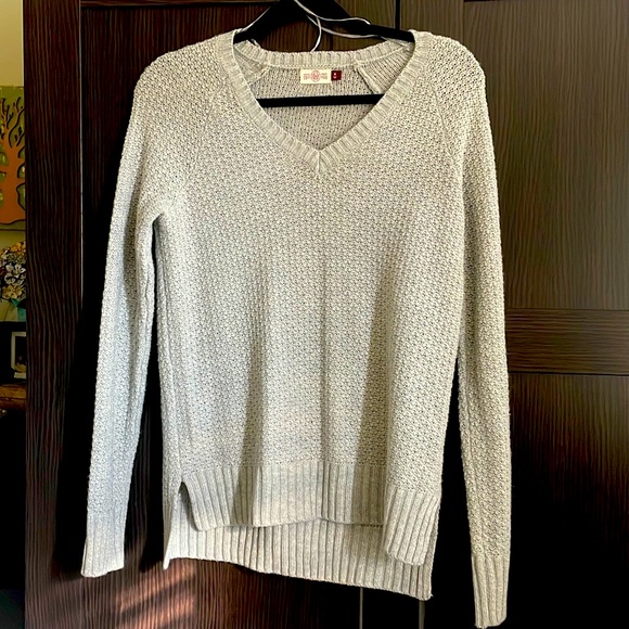 Girls v-neck gray with silver sparkle sweater - Picture 1 of 5